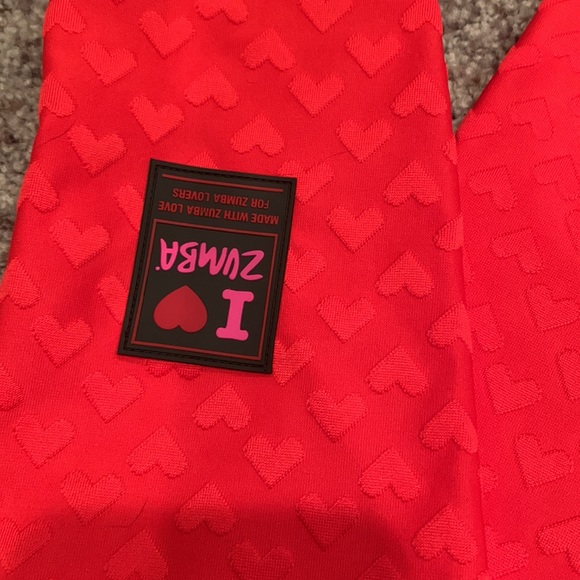 Red Heart Shape Embossed Zumba Fitness Leggings Size M - Picture 3 of 5